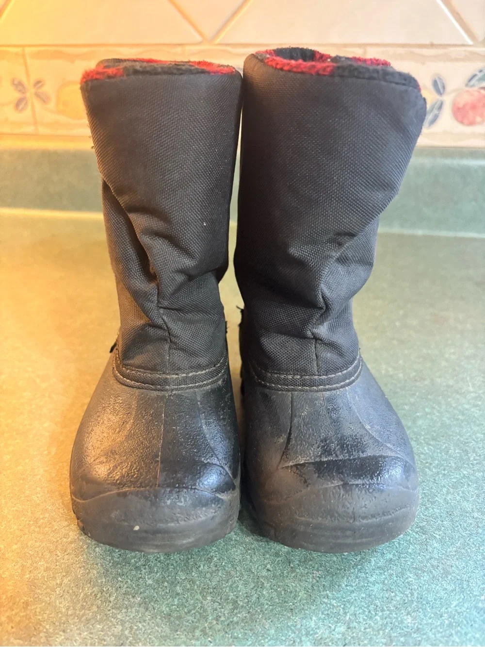 Tundra Winter Boots toddler size 7